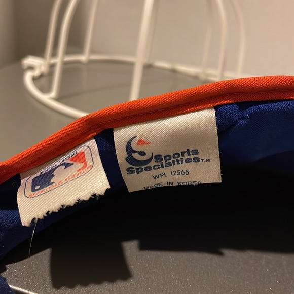 NY Mets Adjustable Strap back Visor - Picture 5 of 6